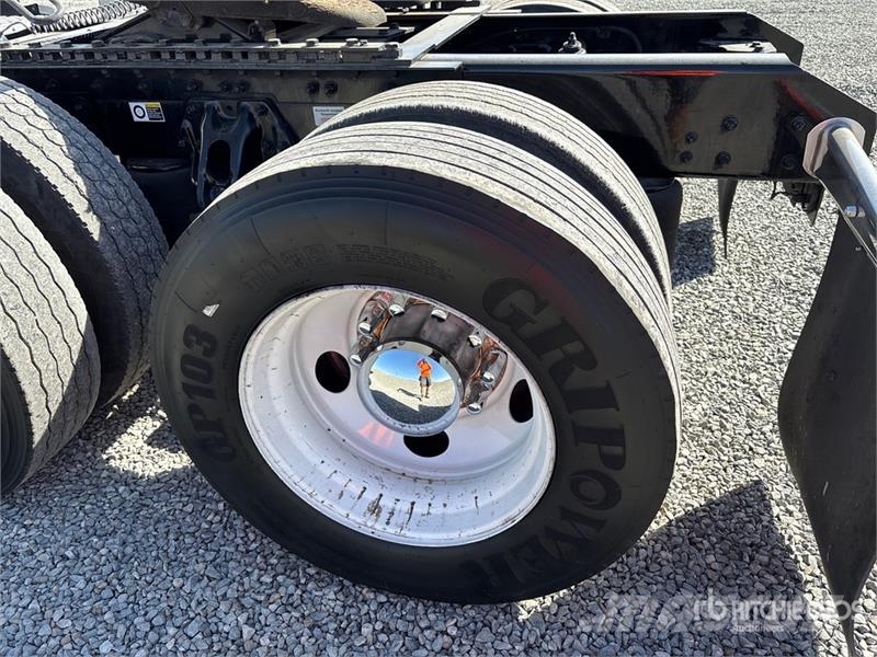 Kenworth T680 Sattelzugmaschinen