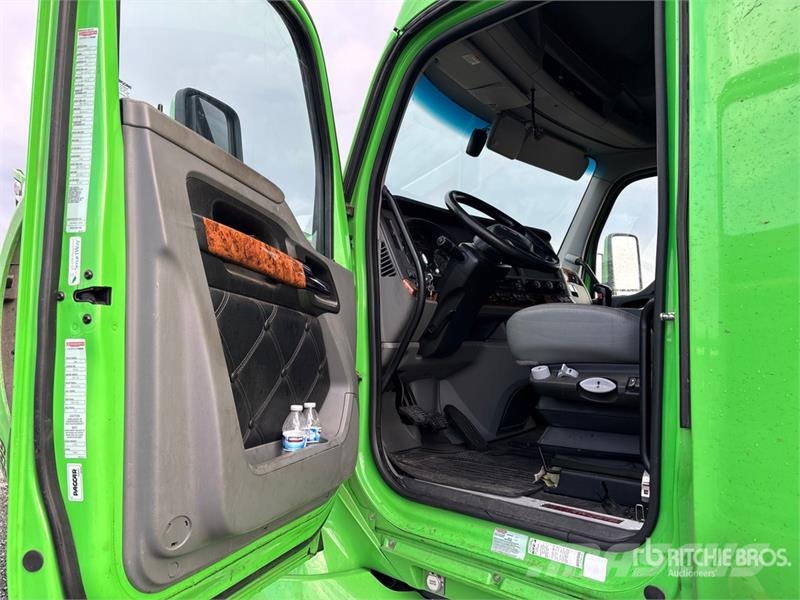 Kenworth T680 Sattelzugmaschinen