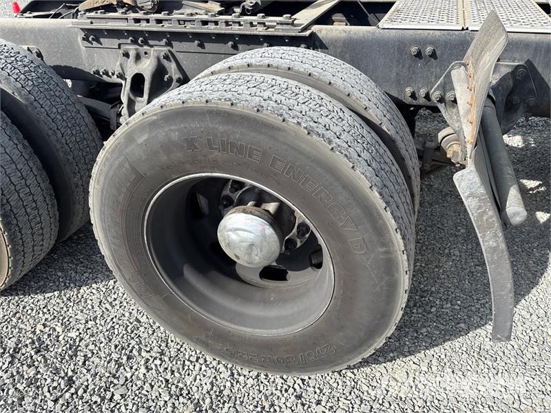 Kenworth T680 Sattelzugmaschinen