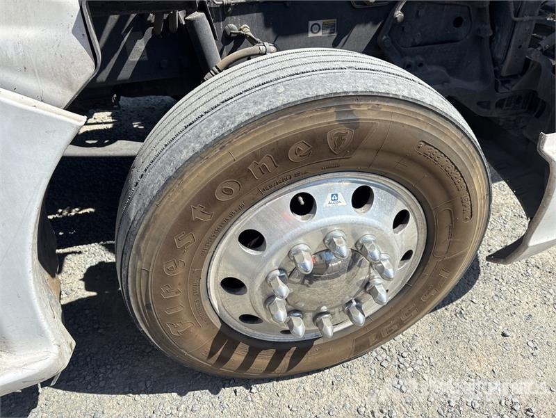 Kenworth T680 Autotractoare