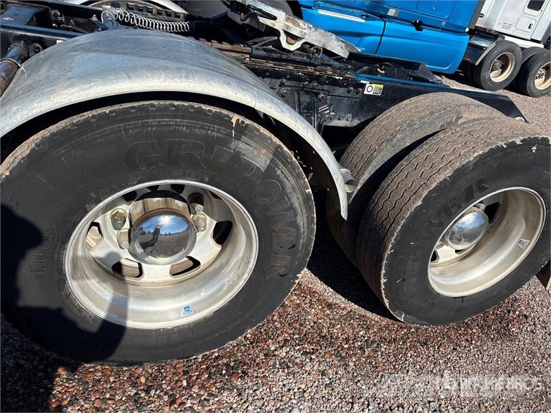 Kenworth T680 Τράκτορες