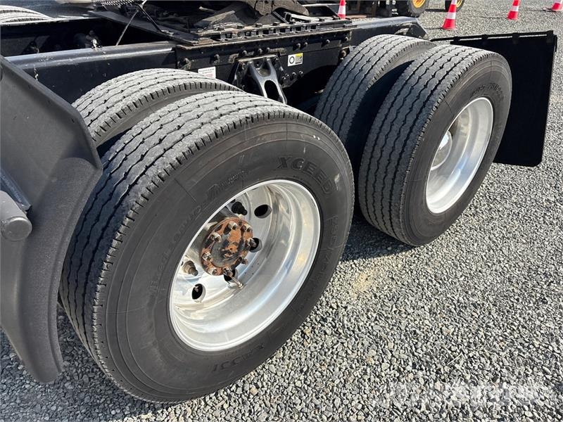 Kenworth T680 트랙터 유닛