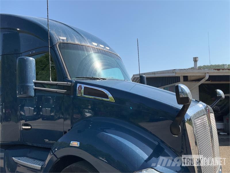 Kenworth T680 Prime Movers