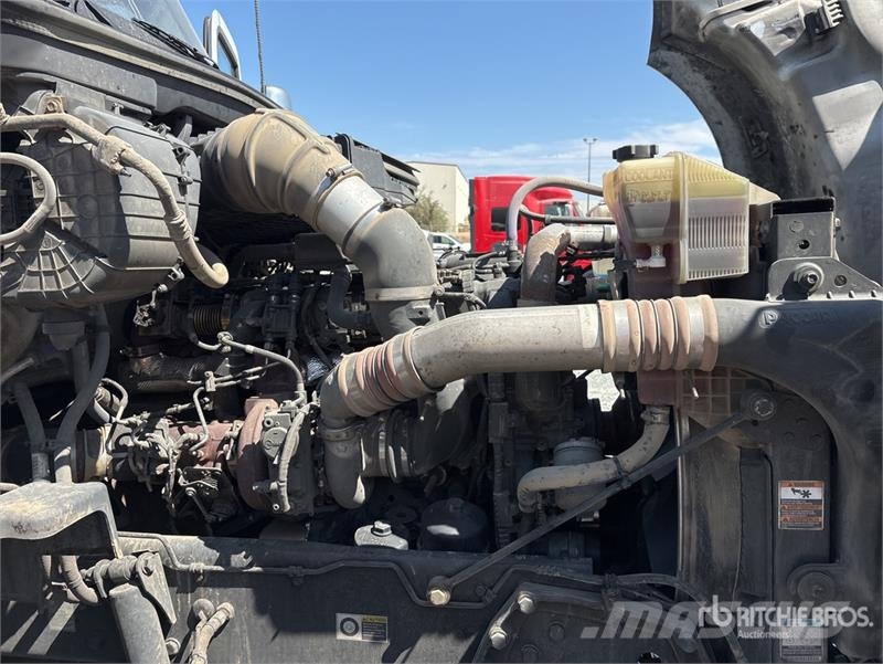 Kenworth T680 Autotractoare