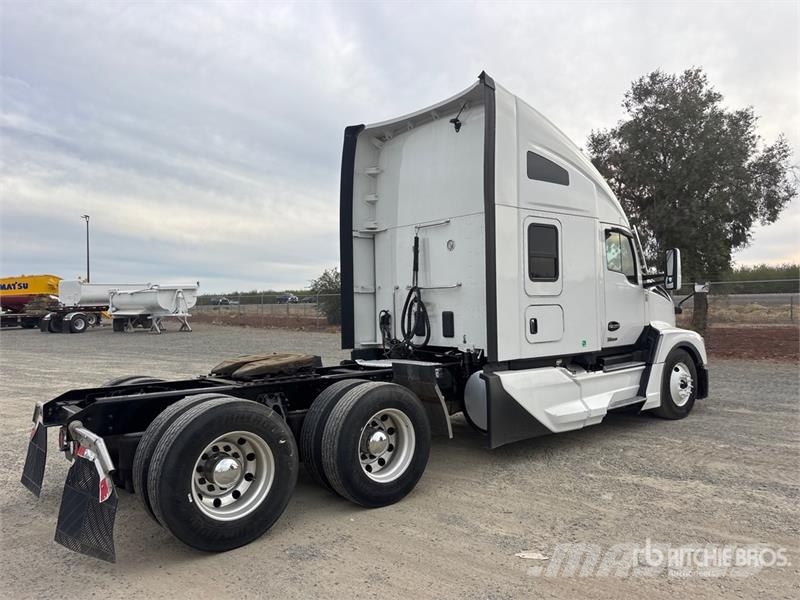 Kenworth T680 Sattelzugmaschinen