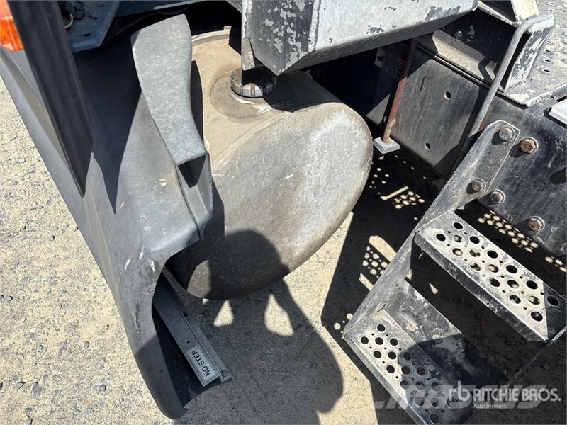 Kenworth T680 Vetopöytäautot