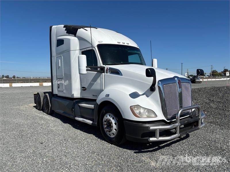 Kenworth T680 Vetopöytäautot
