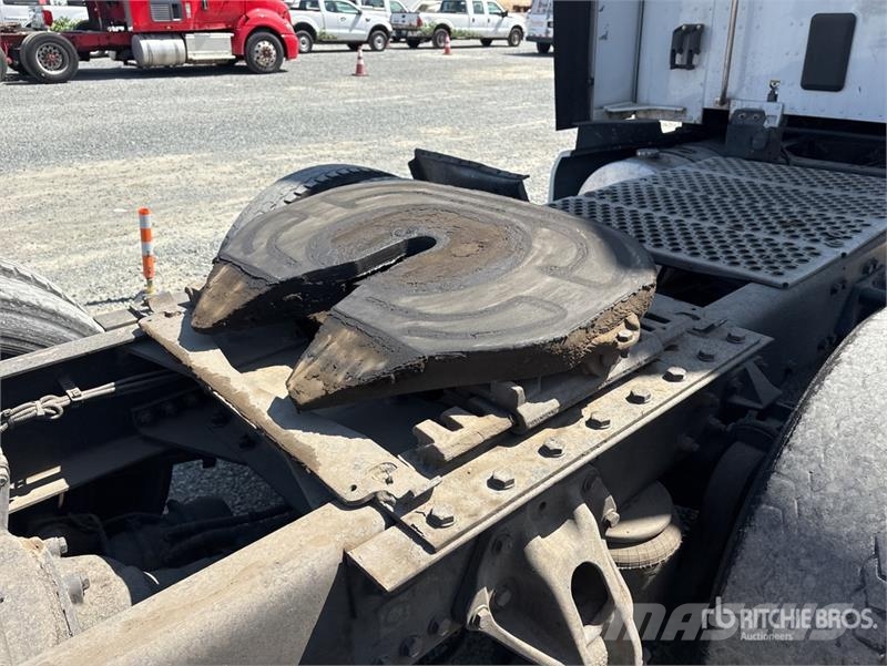 Kenworth T680 Autotractoare