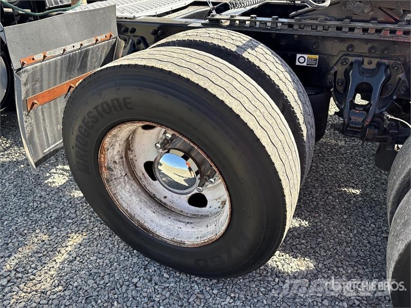 Kenworth T680 Sattelzugmaschinen