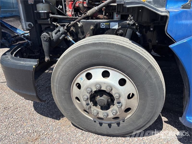 Kenworth T680 Vetopöytäautot