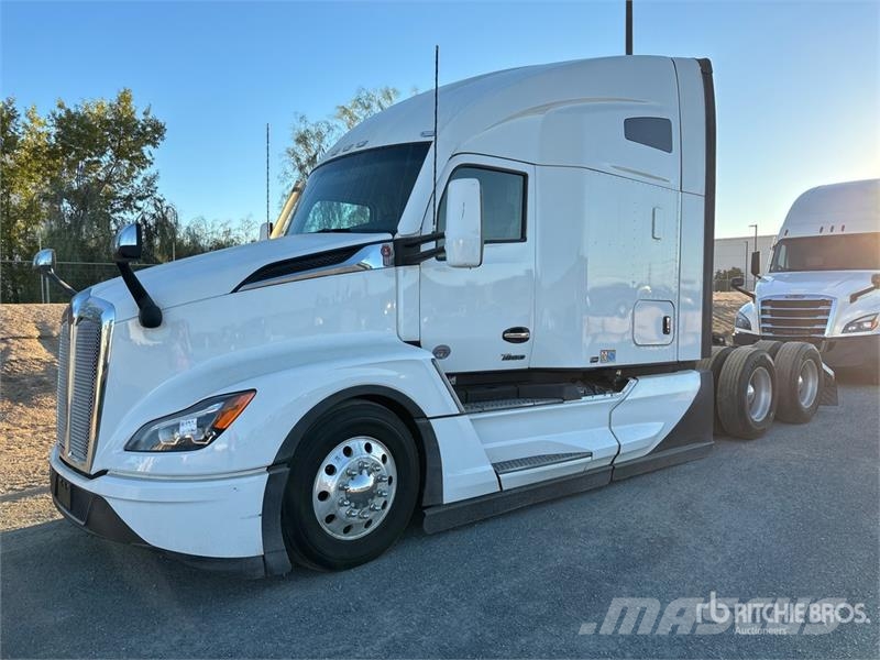 Kenworth T680 Prime Movers