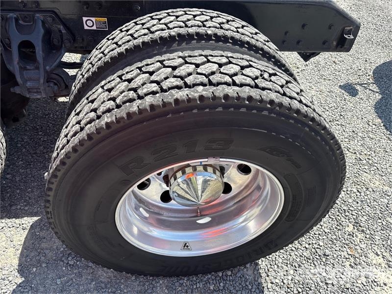 Kenworth T680 Autotractoare