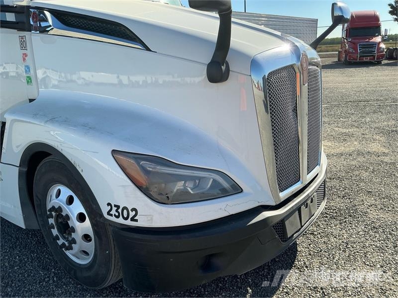 Kenworth T680 Prime Movers