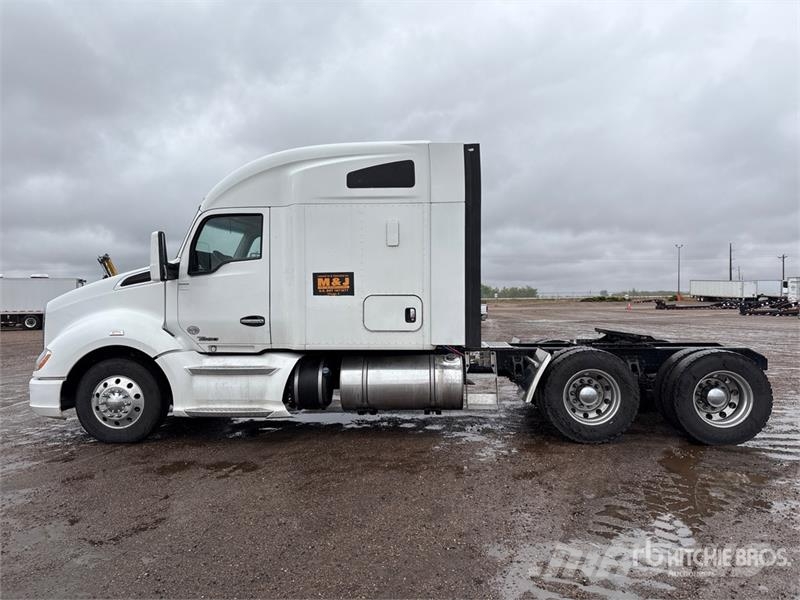 Kenworth T680 Τράκτορες