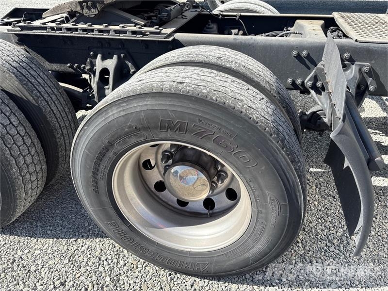 Kenworth T680 Sattelzugmaschinen