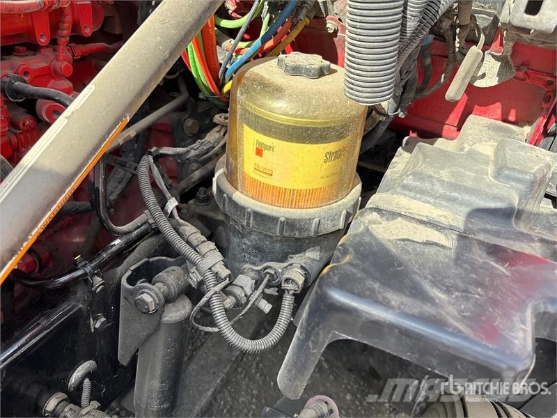 Kenworth T680 Vetopöytäautot
