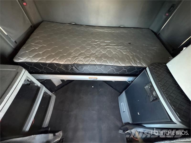 Kenworth T680 트랙터 유닛