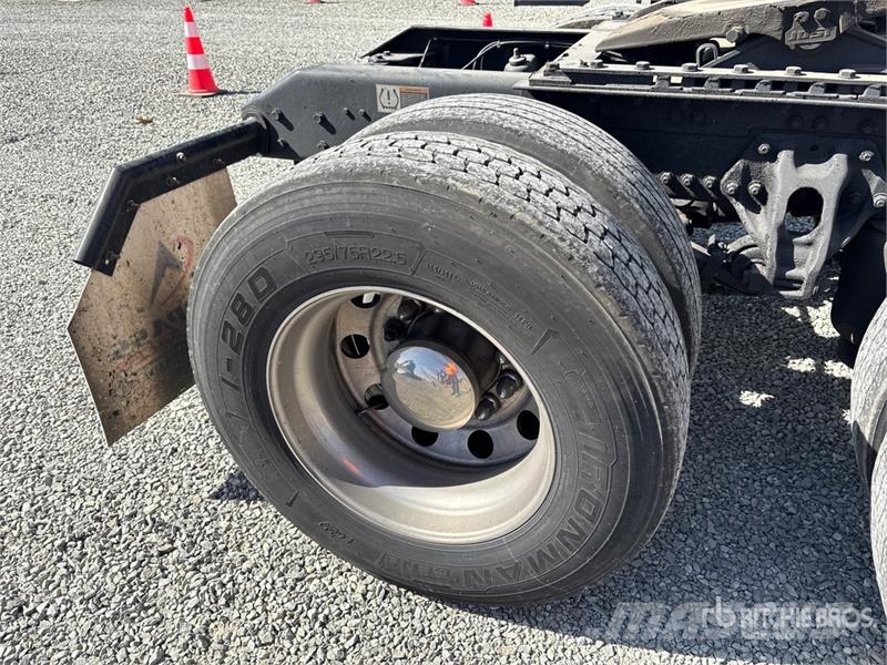Kenworth T680 Sattelzugmaschinen