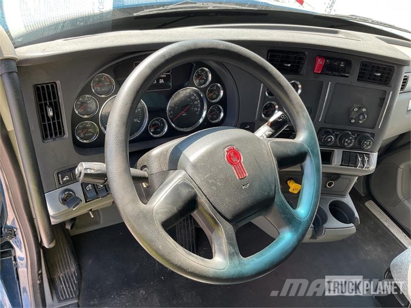 Kenworth T680 Prime Movers