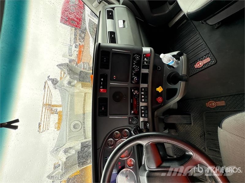 Kenworth T680 Τράκτορες