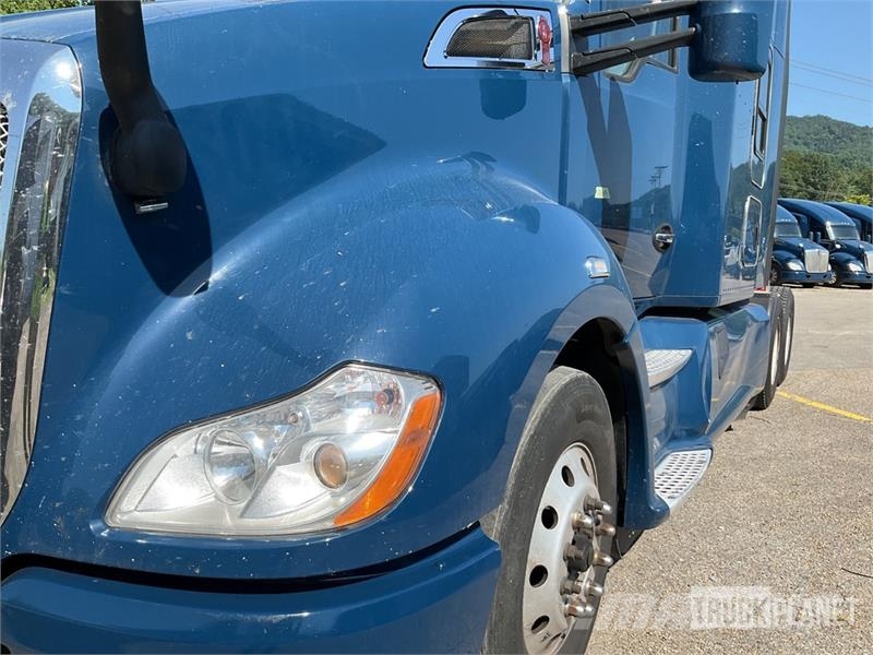 Kenworth T680 Prime Movers