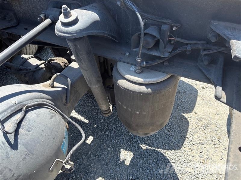 Kenworth T680 Tractor Units