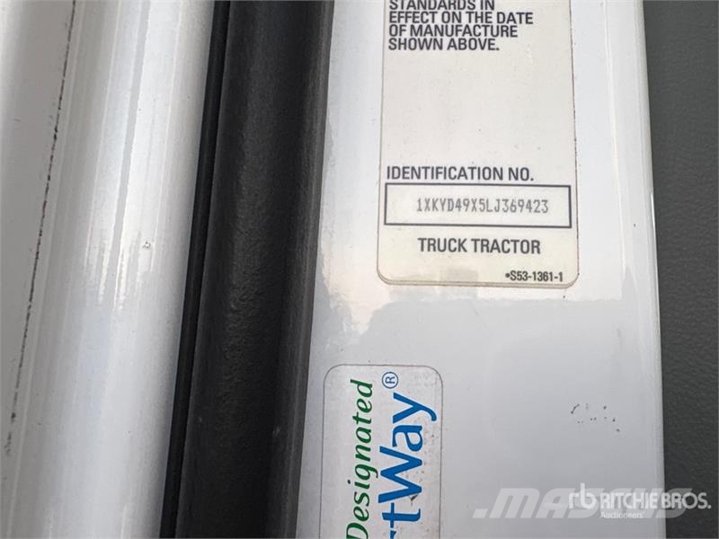 Kenworth T680 Vetopöytäautot