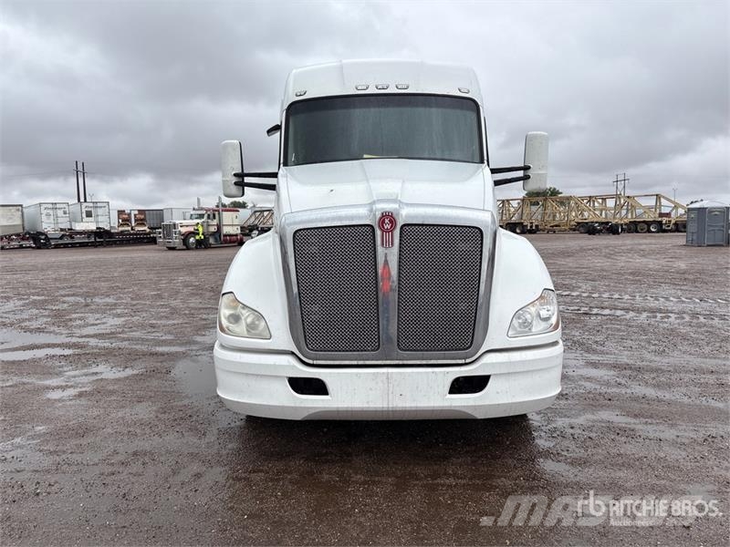 Kenworth T680 Τράκτορες