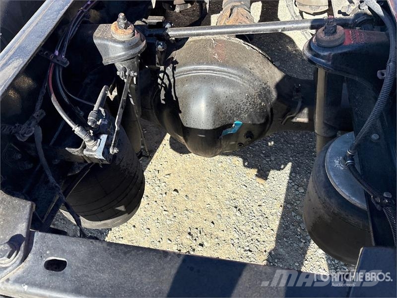Kenworth T680 Tractor Units