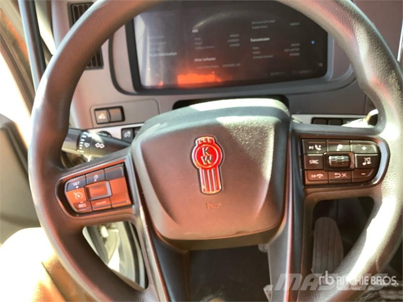 Kenworth T680 Prime Movers