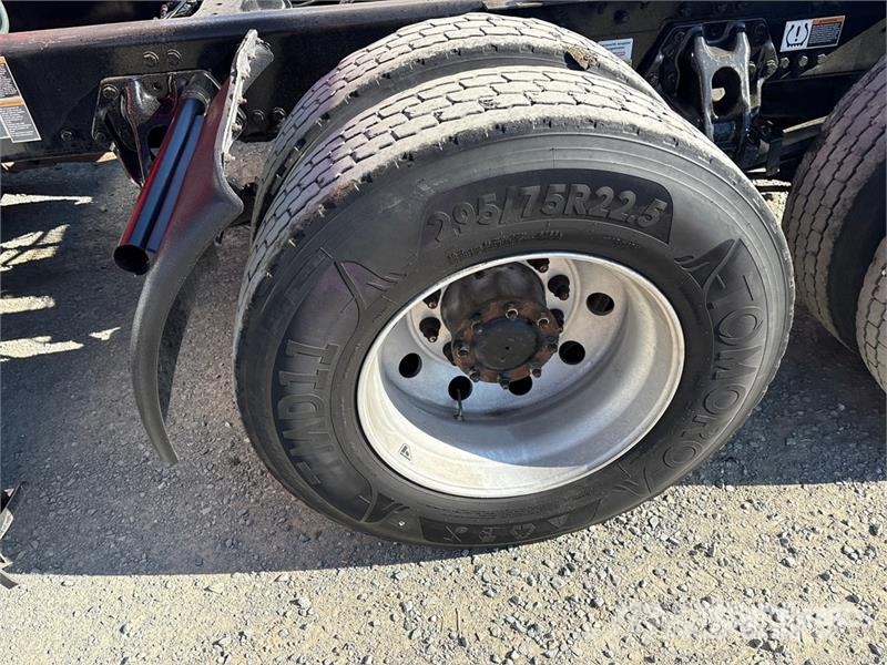 Kenworth T680 Tractor Units