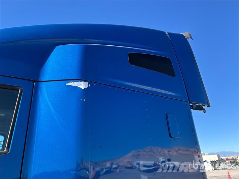 Kenworth T680 Tractor Units