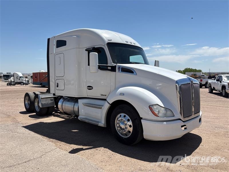 Kenworth T680 Τράκτορες