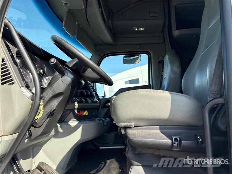 Kenworth T680 트랙터 유닛