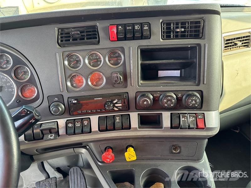 Kenworth T680 트랙터 유닛