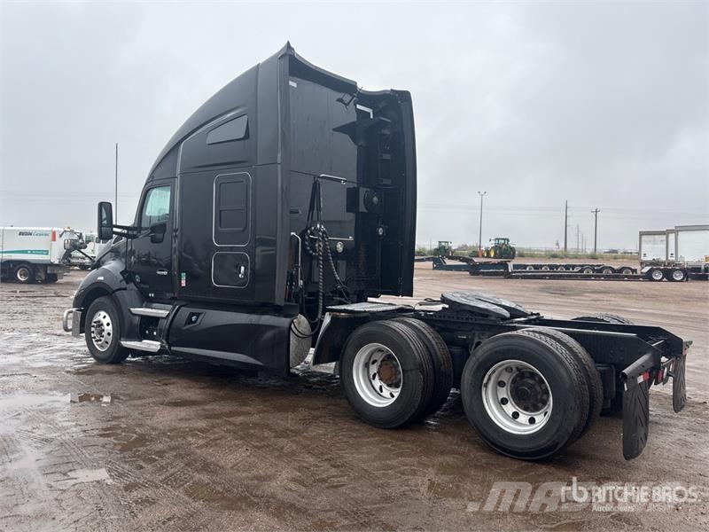 Kenworth T680 Trekkers