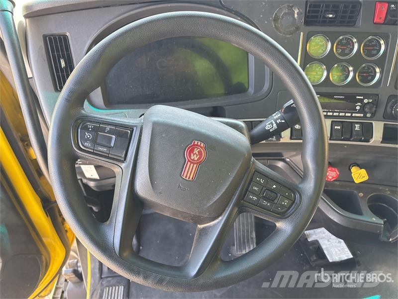 Kenworth T680 Седельные тягачи
