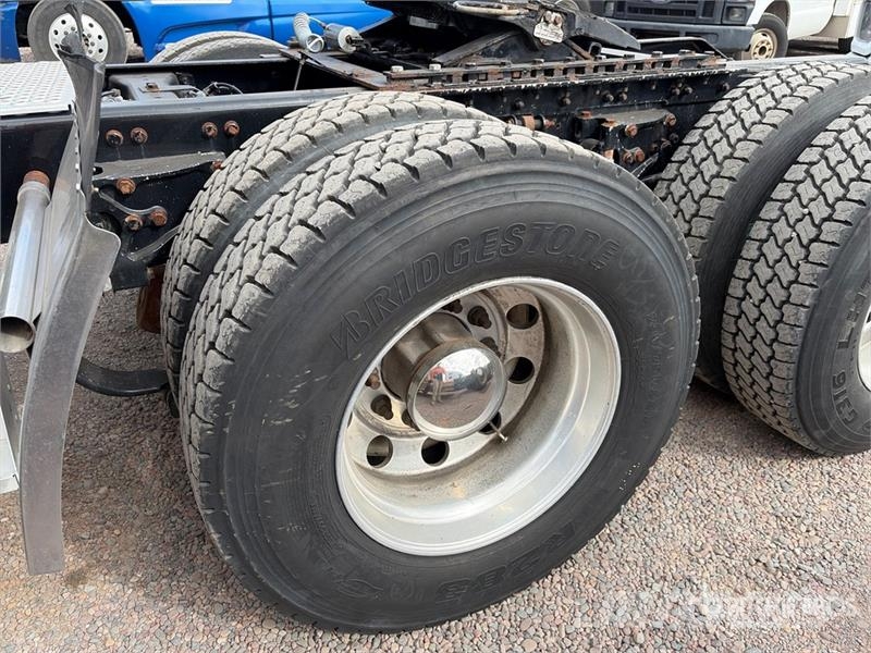 Kenworth T680 Cavalos mecânicos