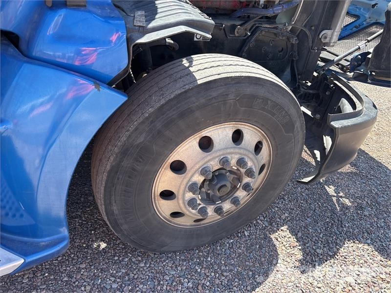 Kenworth T680 Vetopöytäautot