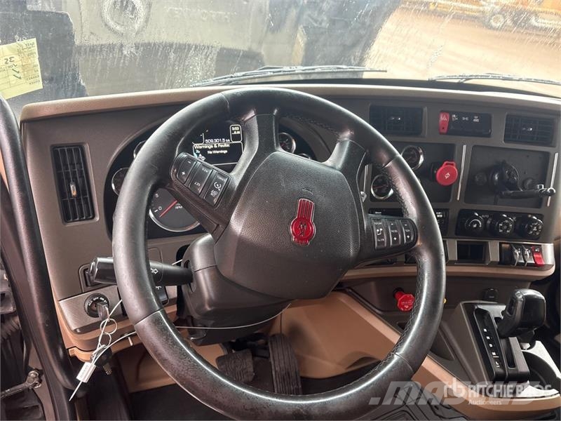 Kenworth T680 Trekkers
