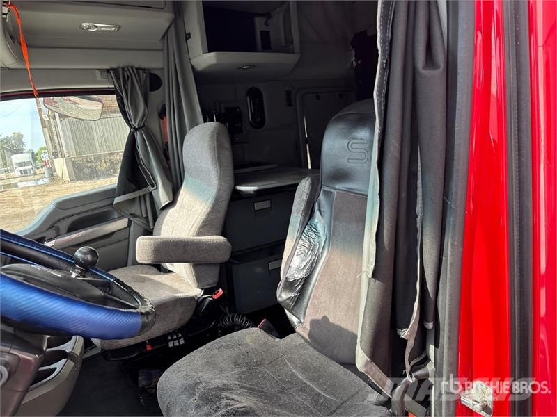 Kenworth T680 Vetopöytäautot