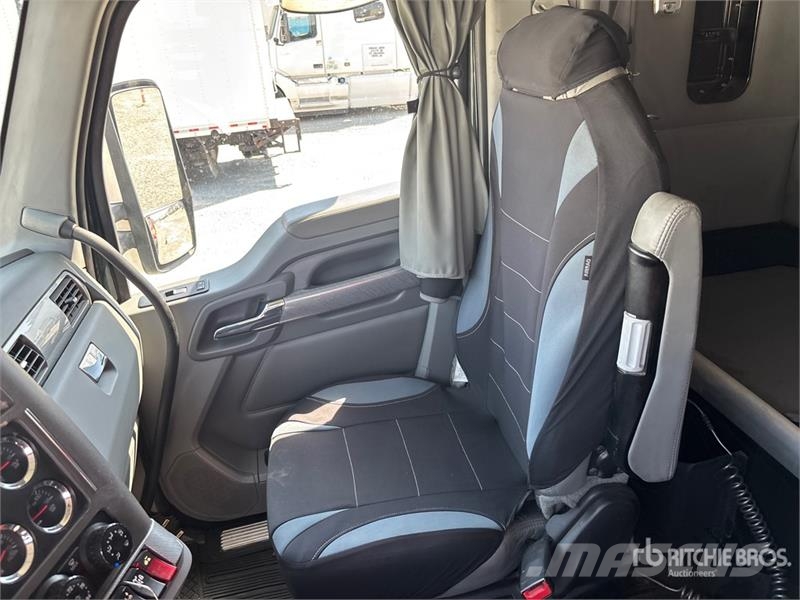 Kenworth T680 Autotractoare