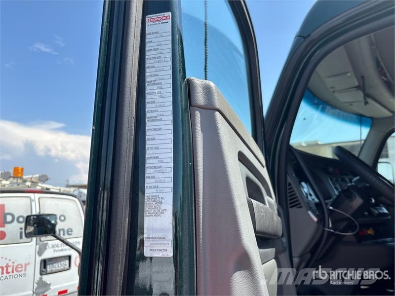 Kenworth T680 Autotractoare