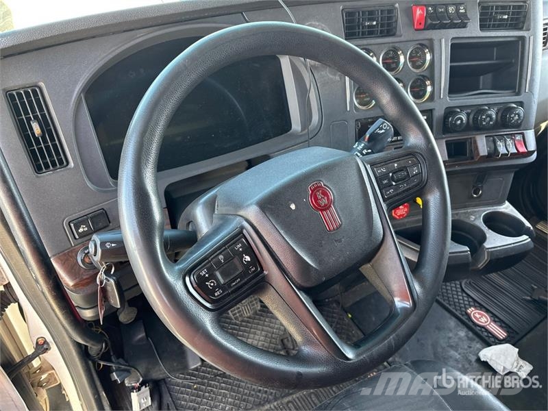 Kenworth T680 Sattelzugmaschinen