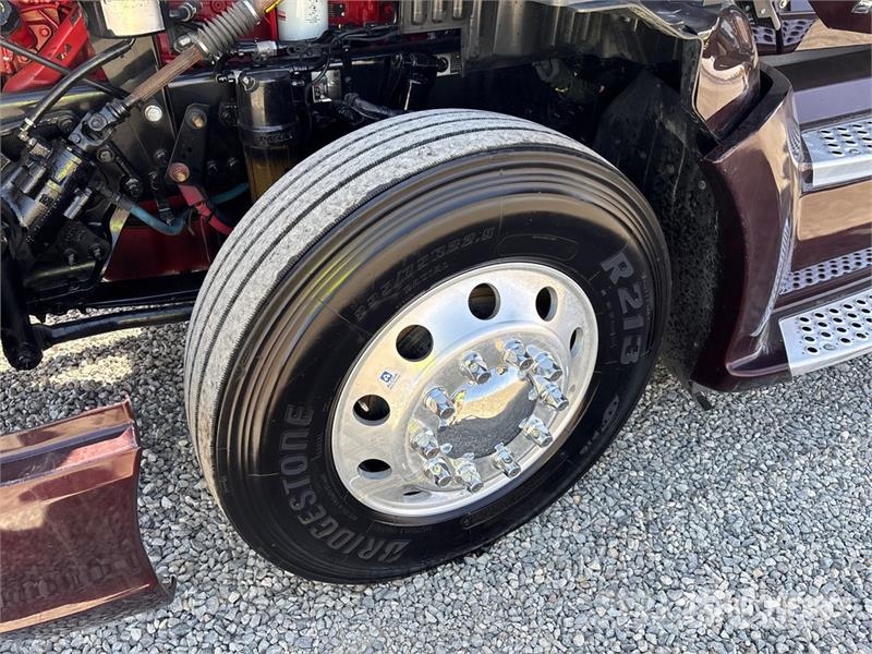 Kenworth T680 Çekiciler