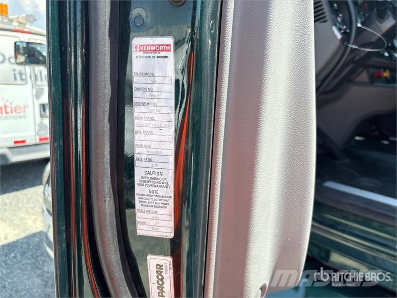 Kenworth T680 Autotractoare