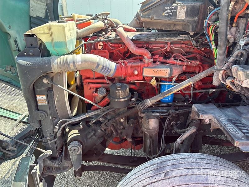 Kenworth T680 Autotractoare