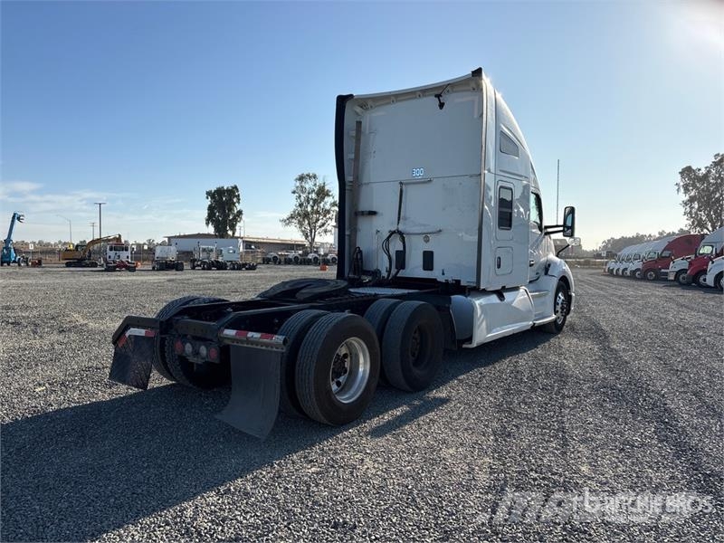 Kenworth T680 牵引车