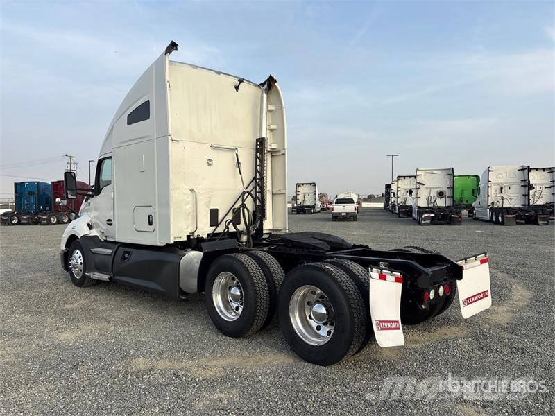 Kenworth T680 Motrici e Trattori Stradali