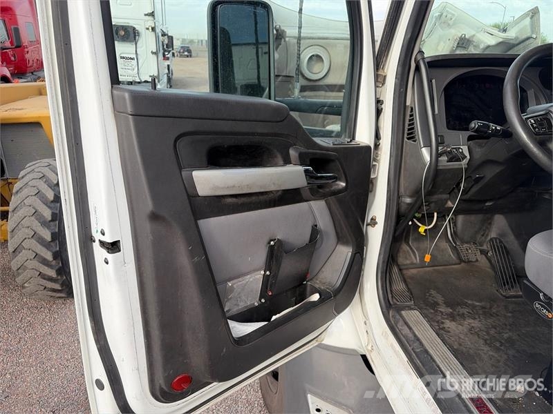 Kenworth T680 Vilcēji